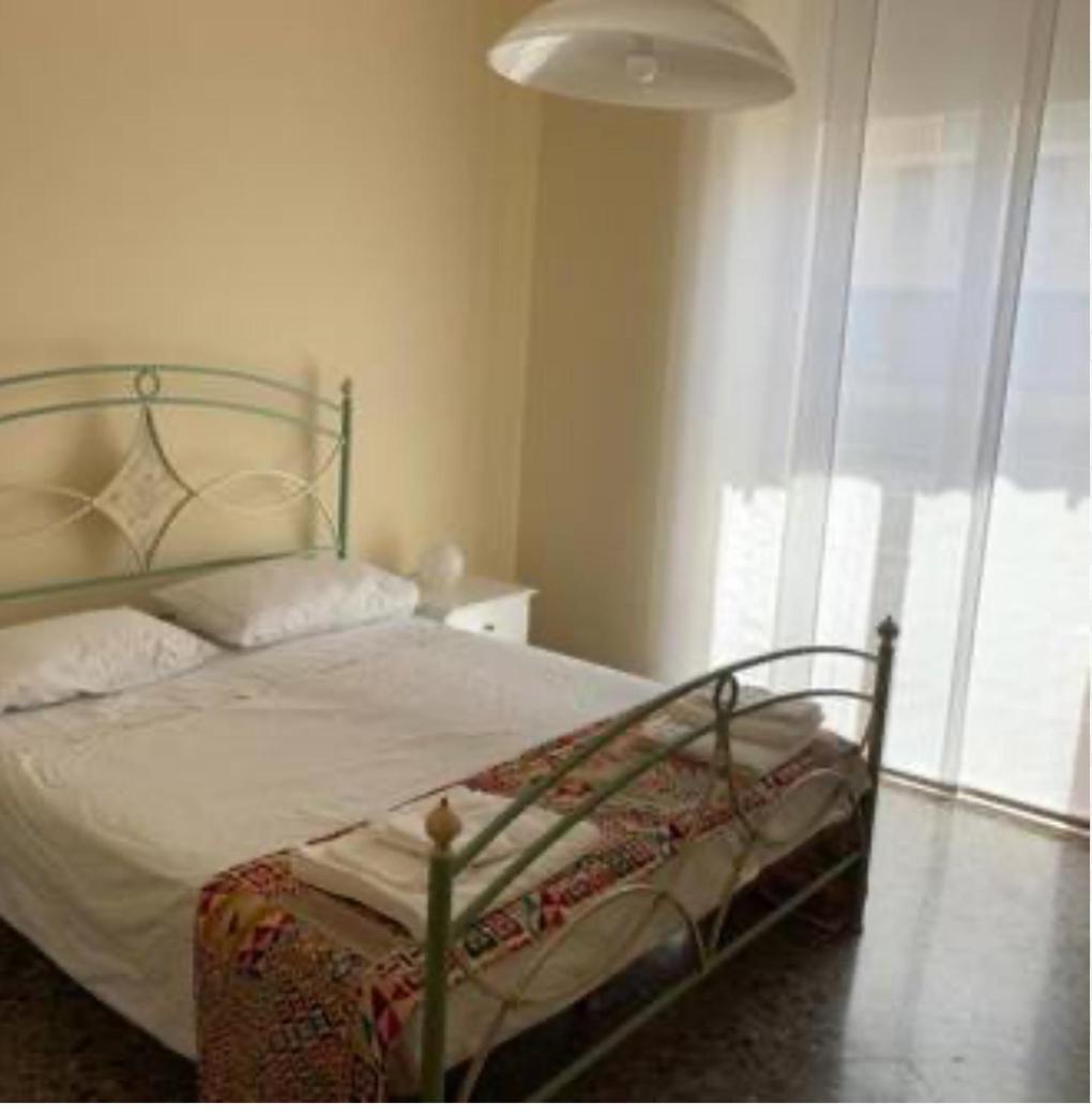 Capocci 10 * Roma